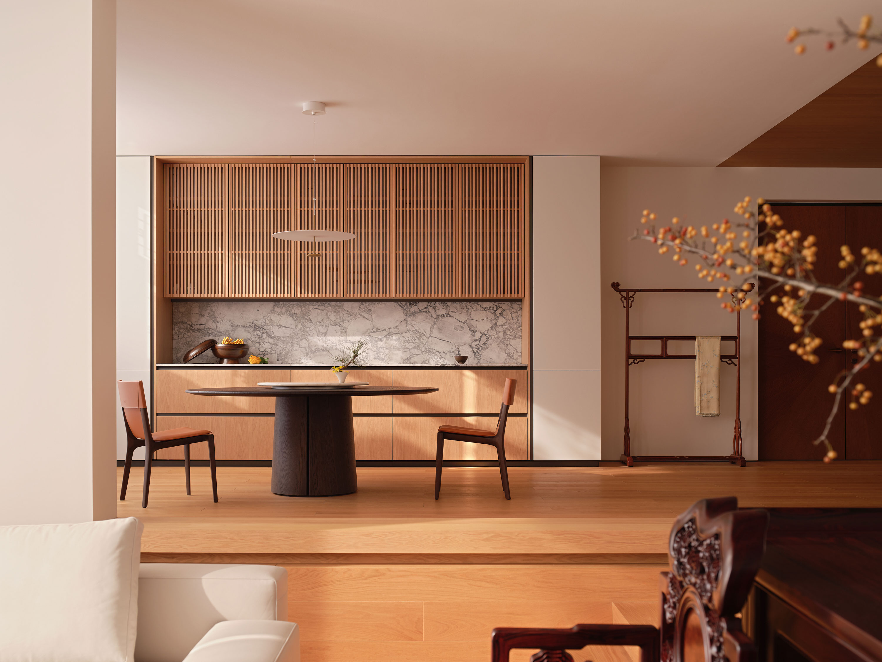 Pingmenli Private Residence interior by Z+H Renhai Design - Imagen 1