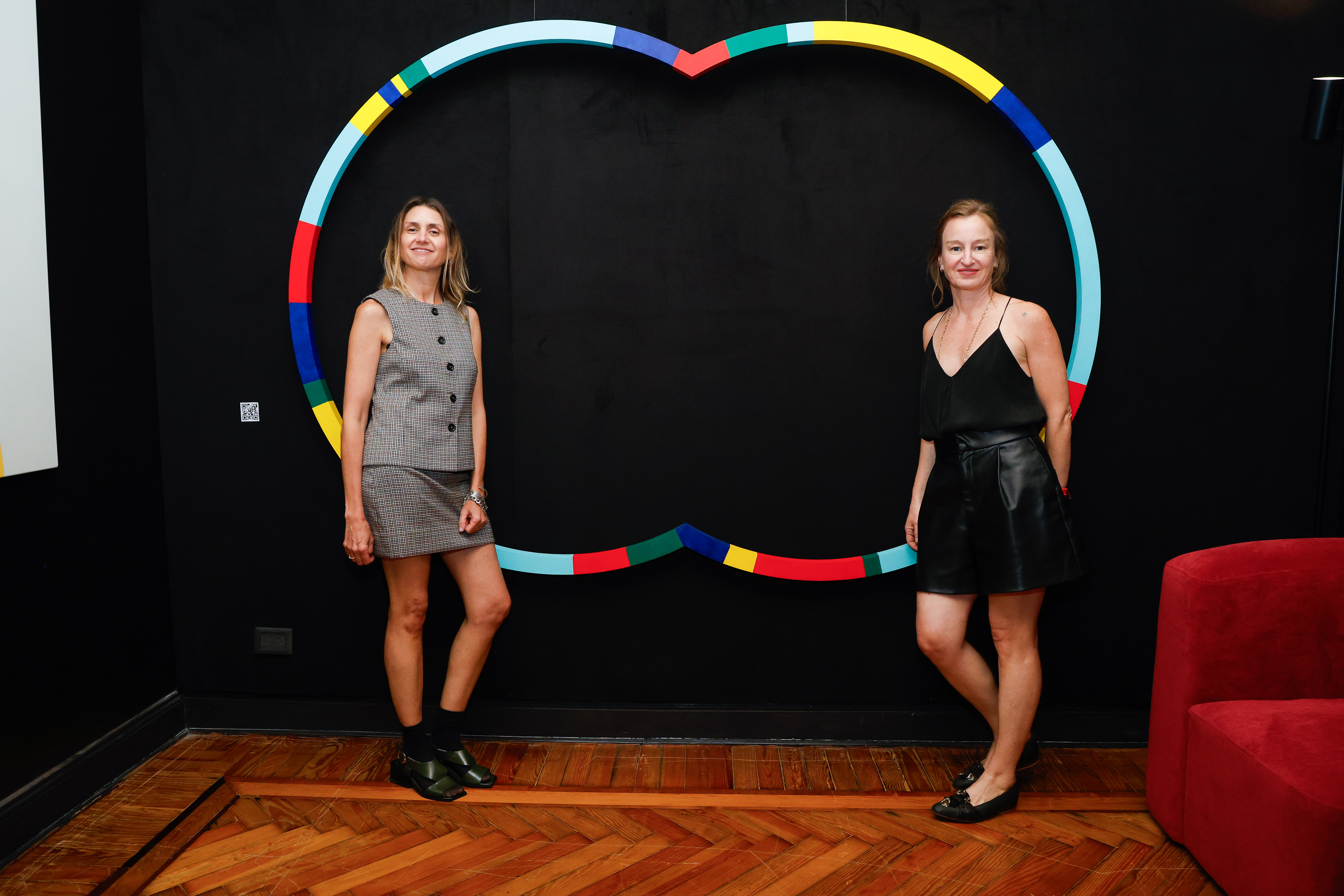 Más de 100 personas dijeron presente en la inauguración de Continuo / Continúo de Beto De Volder en Casa Palanti