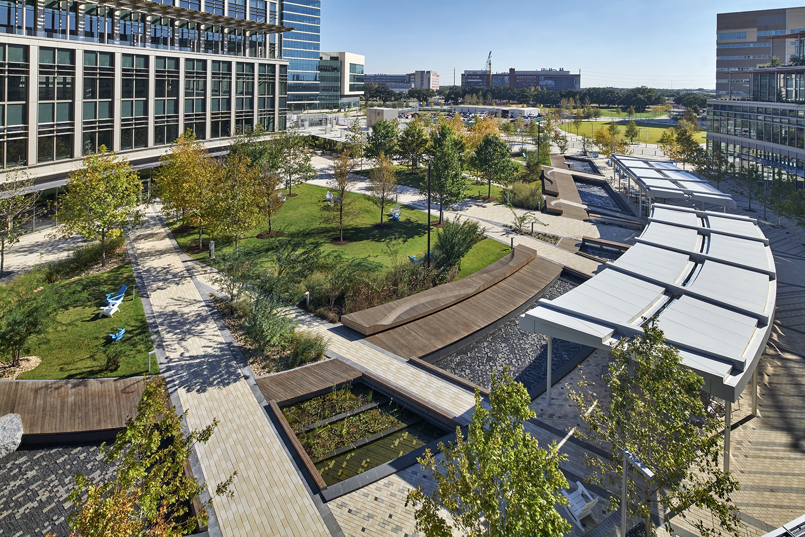 Six AMP 2025 Awardees | Works That Expand What Architecture Can Do | Texas Medical Center Helix Park - Imagen 5