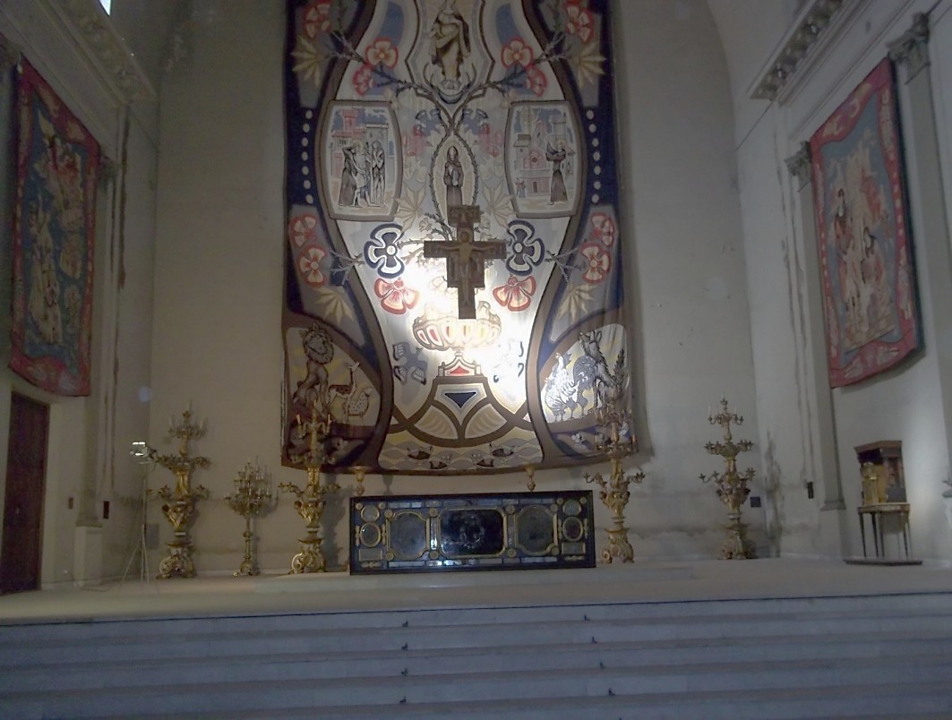 El tapiz mayor de la Basílica de San Francisco “La Glorificación de San Francisco”, y los tapices menores - Imagen 1